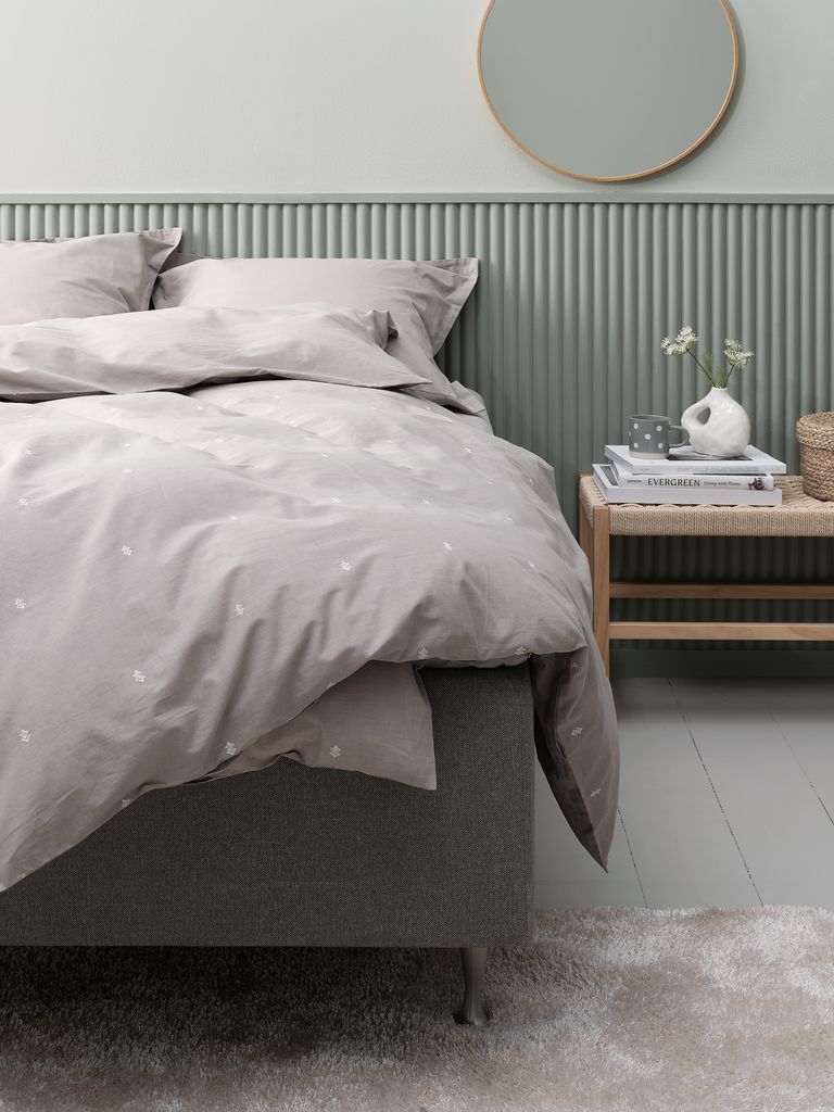 ELLIE Cotton Gray Embroidered European Single Duvet Cover